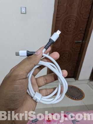 Basues Power Bank 10000mgh with 3 combo free iphone users